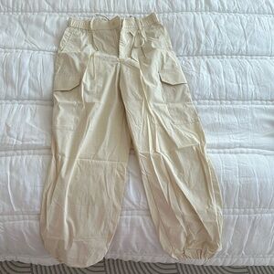 Uniqlo cargo pants xs